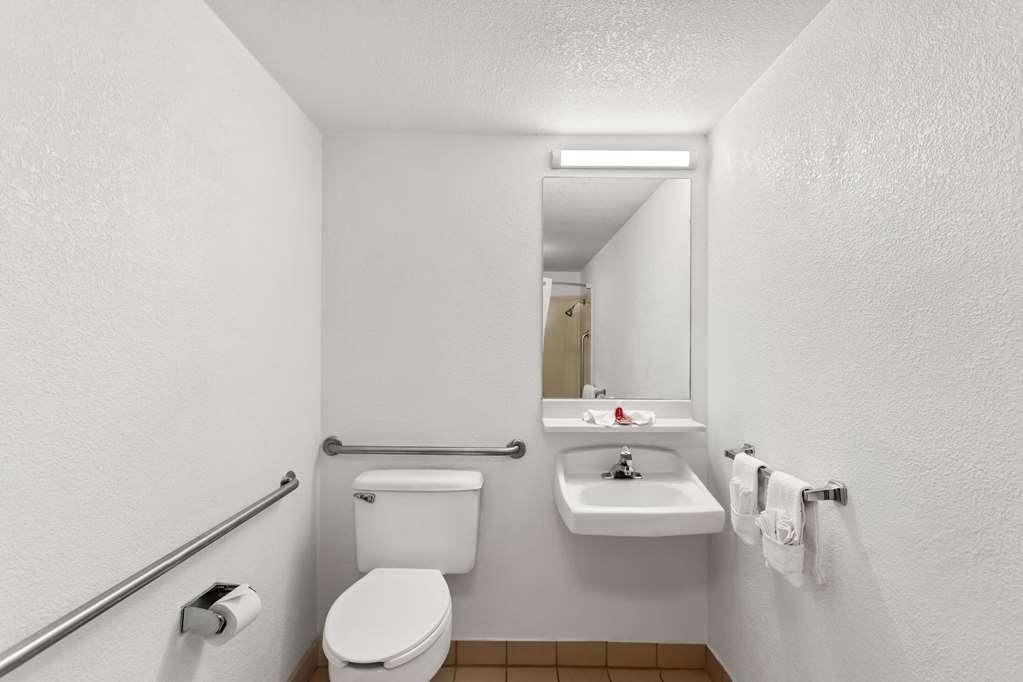 エコノ ロッジ ウィローブルック 部屋 写真